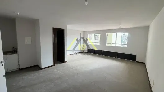Sala Comercial à venda, 39m² no Centro, Curitiba