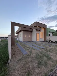 Casa de Condomínio com 2 Quartos à venda, 77m² no Pindobas, Maricá