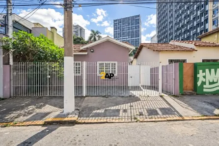 Casa com 3 Quartos para alugar, 200m² no Jardim Paulistano, São Paulo