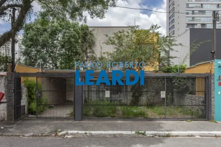 Casa com 2 Quartos para venda ou aluguel, 237m² no Cidade Monções, São Paulo