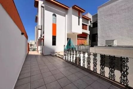 Sobrado com 3 Quartos à venda, 389m² no Vila Assunção, Santo André