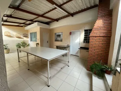 Casa com 3 Quartos para alugar, 250m² no Taboão, Diadema
