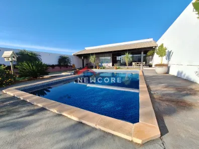 Casa com 1 Quarto à venda, 150m² no , Arealva
