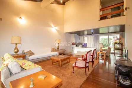Casa com 4 Quartos para alugar, 352m² no Petrópolis, Porto Alegre