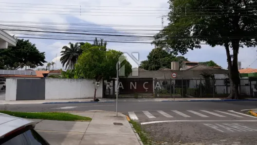 Casa com 3 Quartos à venda, 262m² no Jardim Leonídia, Jacareí