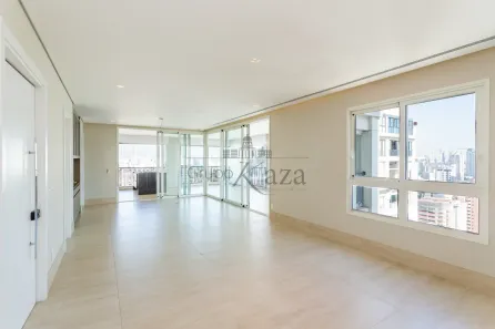 Apartamento com 4 Quartos à venda, 274m² no Vila Olímpia, São Paulo