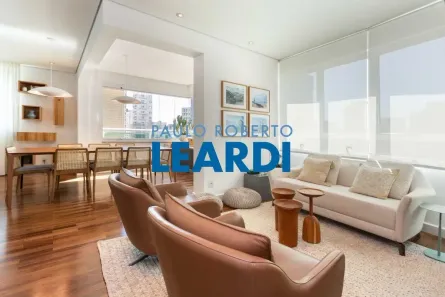 Apartamento com 4 Quartos à venda, 263m² no Jardim Paulistano, São Paulo