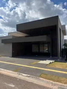 Casa de Condomínio com 4 Quartos à venda, 320m² no Residencial Aruanã, Goiânia