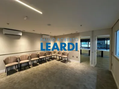 Sala Comercial à venda, 90m² no Água Branca, São Paulo