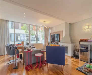 Casa de Condomínio com 3 Quartos à venda, 180m² no Vila Romana, São Paulo