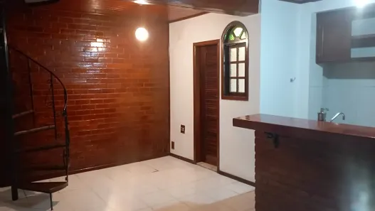 Casa com 1 Quarto para alugar, 35m² no Samambaia, Petrópolis