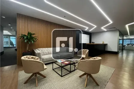 Sala Comercial para alugar, 490m² no Pinheiros, São Paulo