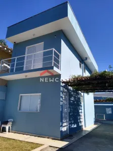 Sobrado com 2 Quartos à venda, 74m² no Jardim Veneza, Peruíbe