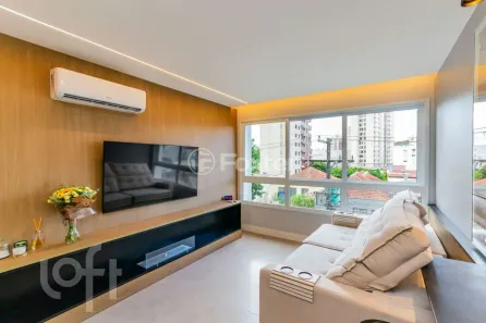 Apartamento com 2 Quartos à venda, 77m² no Passo da Areia, Porto Alegre