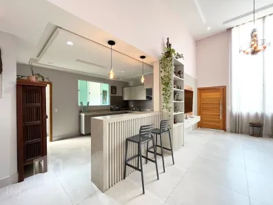 Casa de Condomínio com 3 Quartos à venda, 200m² no Lagoa, Macaé