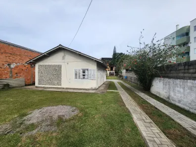 Casa com 3 Quartos à venda, 95m² no Praia Comprida, São José