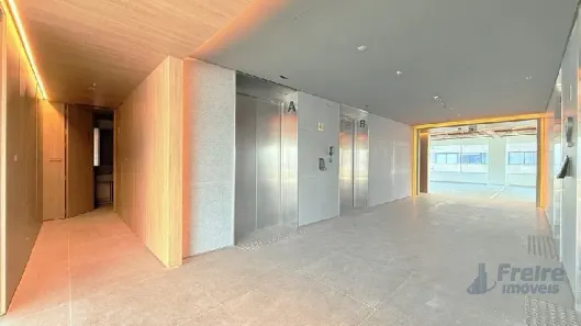 Sala Comercial para alugar, 647m² no Auxiliadora, Porto Alegre
