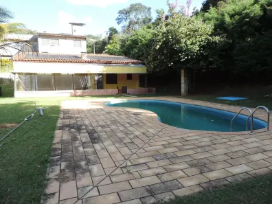 Fazenda/Sítio com 3 Quartos para alugar, 208m² no Nova Gardênia, Atibaia