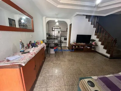 Casa de Condomínio com 4 Quartos à venda, 180m² no Vargem Pequena, Rio de Janeiro