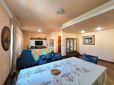 Apartamento com 4 Quartos à venda, 239m² no Centro, Divinópolis