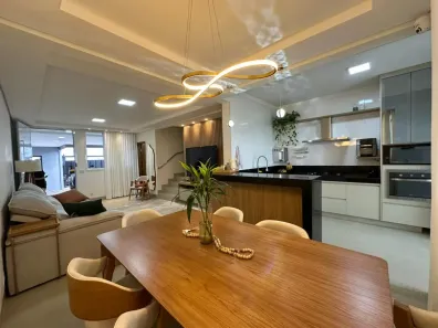 Casa com 3 Quartos à venda, 154m² no Grand Ville, Uberlândia