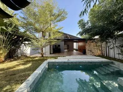Casa com 3 Quartos à venda, 215m² no Monte Castelo, Campo Grande