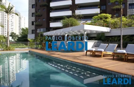 Apartamento com 3 Quartos à venda, 187m² no Vila Romana, São Paulo