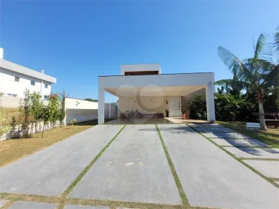 Casa de Condomínio com 3 Quartos à venda, 245m² no Barreiro, Araçoiaba da Serra