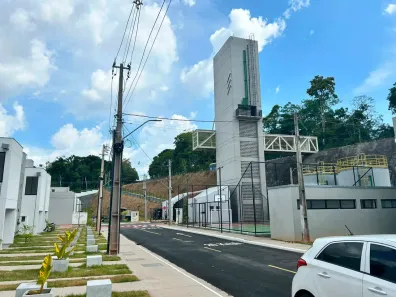 Sobrado com 2 Quartos para alugar, 60m² no Ponta Negra, Manaus