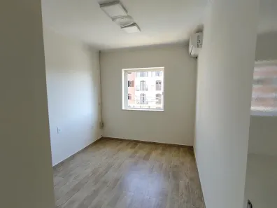 Sobrado com 3 Quartos para alugar, 187m² no Chácara da Barra, Campinas