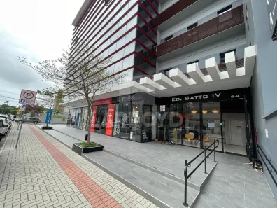Sala Comercial para alugar, 400m² no Passagem, Tubarão