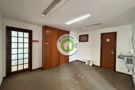 Sala Comercial para venda ou aluguel, 150m² no Centro, Rio de Janeiro
