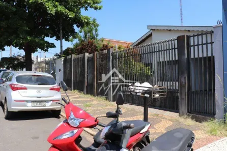 Imóvel Comercial com 3 Quartos à venda, 161m² no Vila Santana, Sumaré