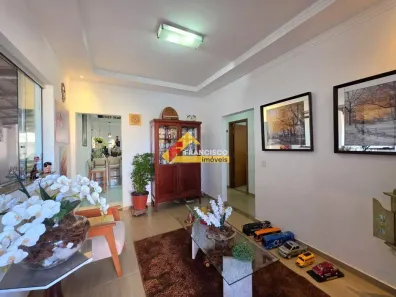 Casa com 3 Quartos à venda, 200m² no Belvedere, Divinópolis