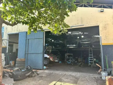 Galpão/Depósito/Armazém à venda, 210m² no Vila Casoni, Londrina