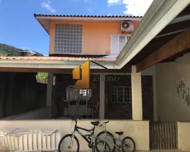 Sobrado com 3 Quartos à venda, 168m² no Boiçucanga, São Sebastião