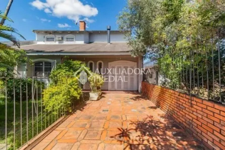 Casa com 3 Quartos para alugar, 279m² no Jardim Leopoldina, Porto Alegre