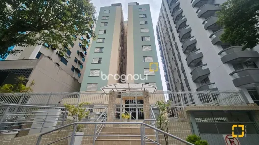 Apartamento com 2 Quartos à venda, 63m² no Centro, Florianópolis