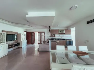 Casa com 3 Quartos à venda, 247m² no Campeche, Florianópolis