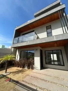 Sobrado com 3 Quartos à venda, 138m² no Eucaliptos, Fazenda Rio Grande