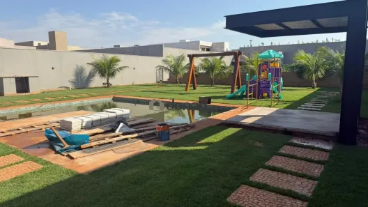 Casa com 4 Quartos à venda, 500m² no Residencial Mário de Almeida Franco, Uberaba