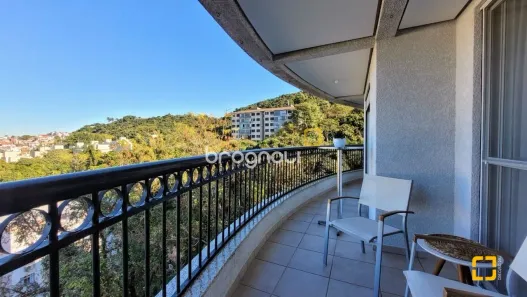 Apartamento com 2 Quartos à venda, 94m² no Coqueiros, Florianópolis