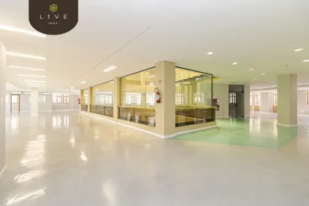 Sala Comercial para alugar, 8333m² no Centro, Curitiba