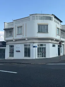 Prédio Comercial à venda, 110m² no Centro, Araguari
