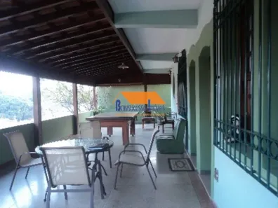 Casa com 3 Quartos à venda, 325m² no Santa Mônica, Belo Horizonte