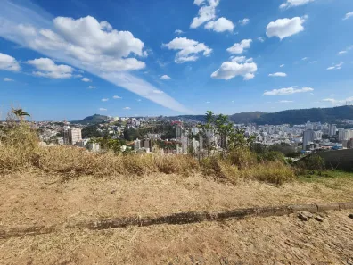 Lote/Terreno à venda, 343m² no Cidade Jardim, Juiz de Fora