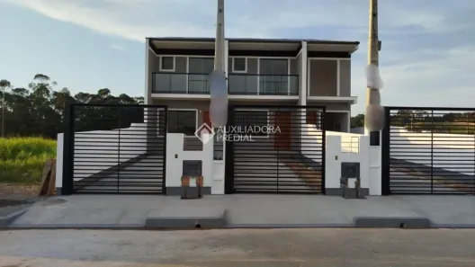 Sobrado com 2 Quartos à venda, 100m² no Forquilhas, São José