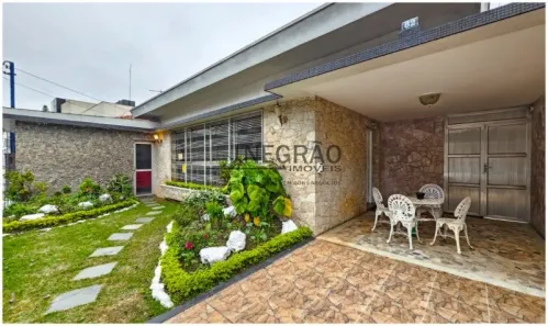 Casa com 3 Quartos à venda, 235m² no Bosque da Saúde, São Paulo