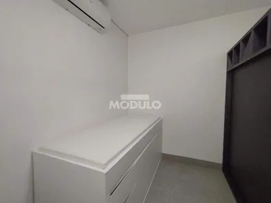 Sala Comercial para alugar, 15m² no Osvaldo Rezende, Uberlândia