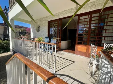 Casa com 5 Quartos à venda, 446m² no Várzea, Teresópolis